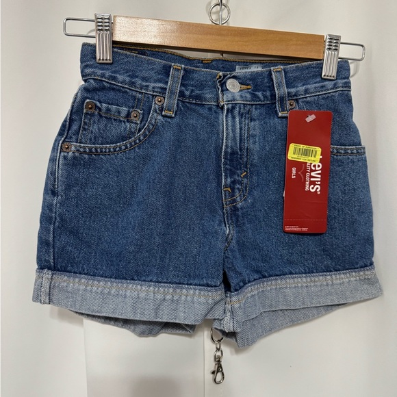 Levi's Other - Levi's Girls Classic Blue Jean Shorts Size: 8